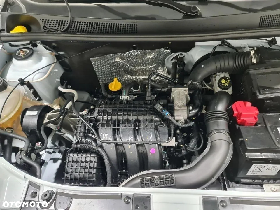 Dacia Sandero SCe 75 Essential - 14