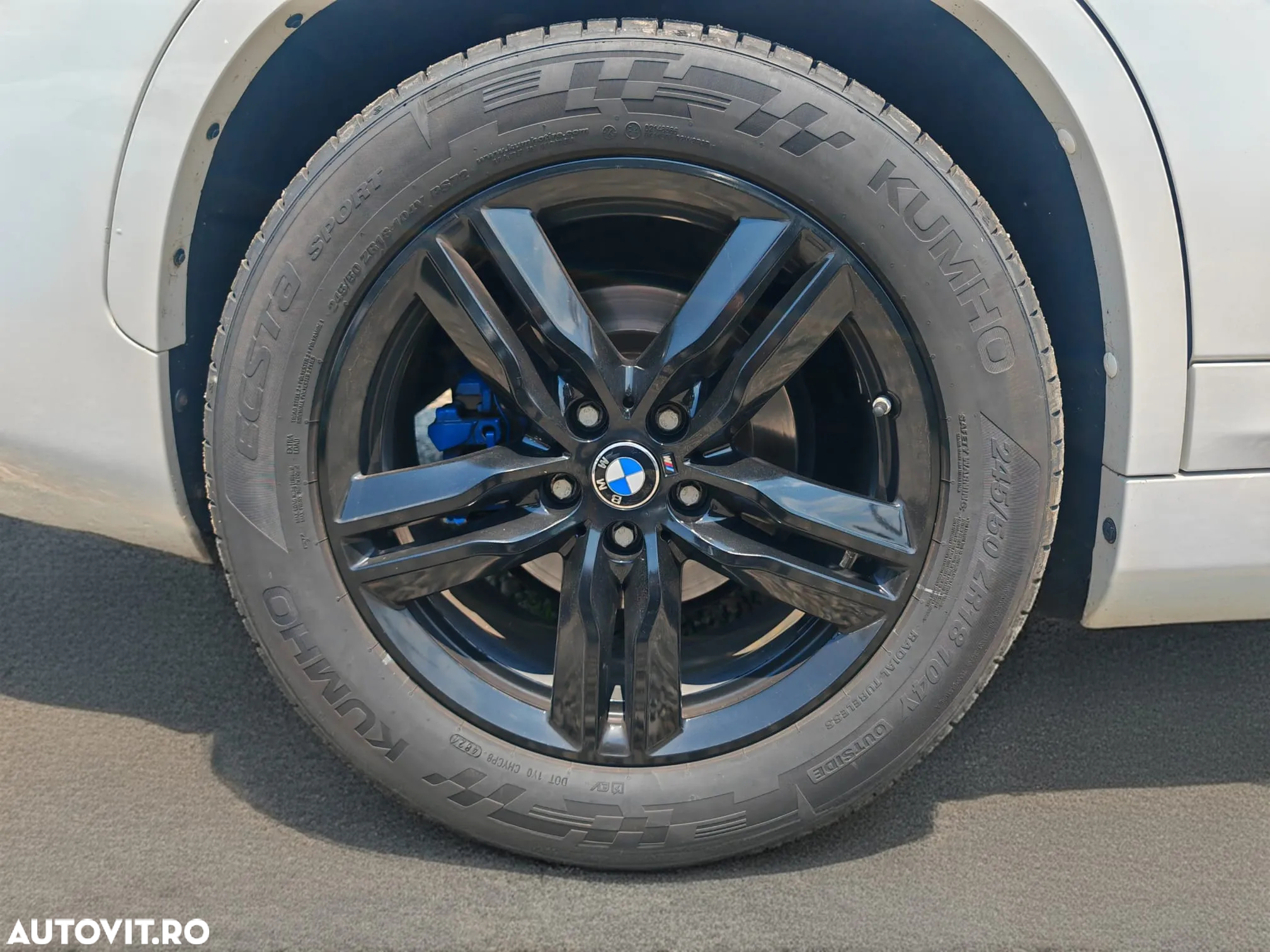 BMW X1 xDrive20i AT M Sport - 30
