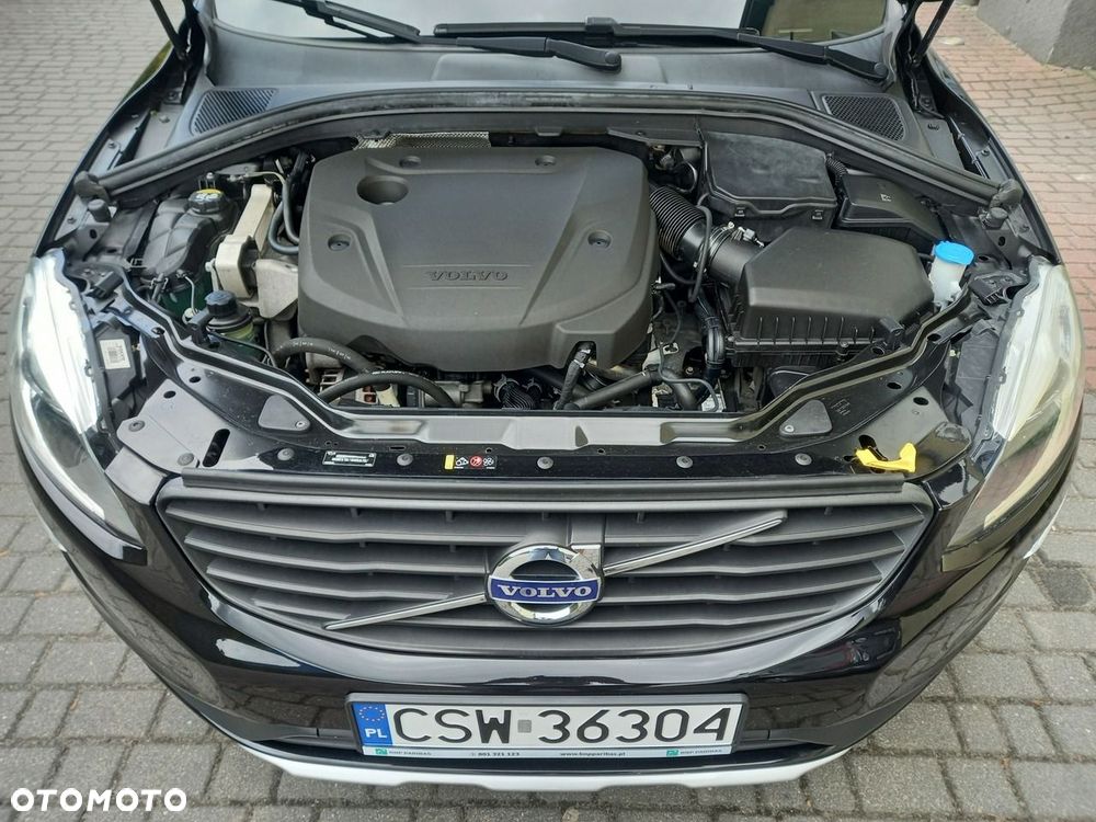 Volvo XC 60 D3 Drive-E Ocean Race - 17