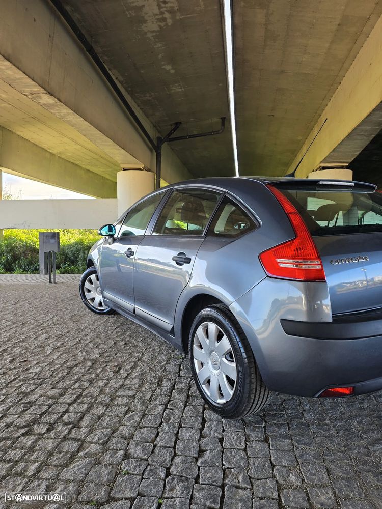 Citroën C4 1.4 16V SX - 24