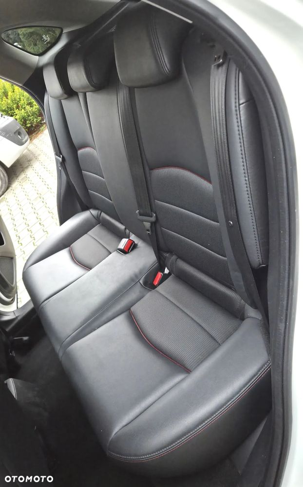 Mazda CX-3 SKYACTIV-G 120 FWD Exclusive-Line - 29