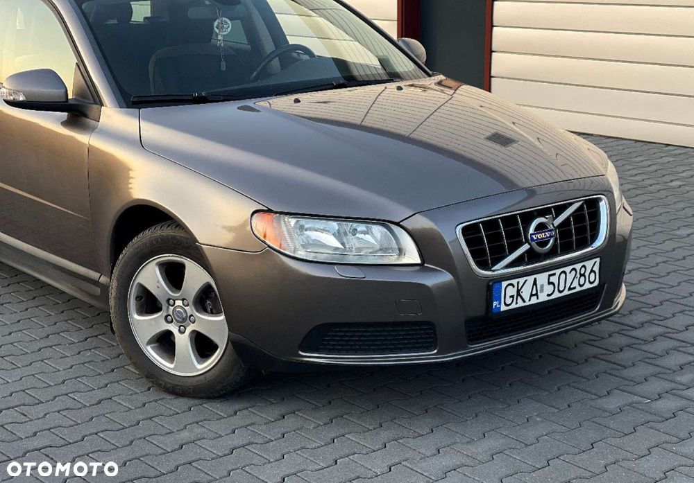 Volvo V70 - 3
