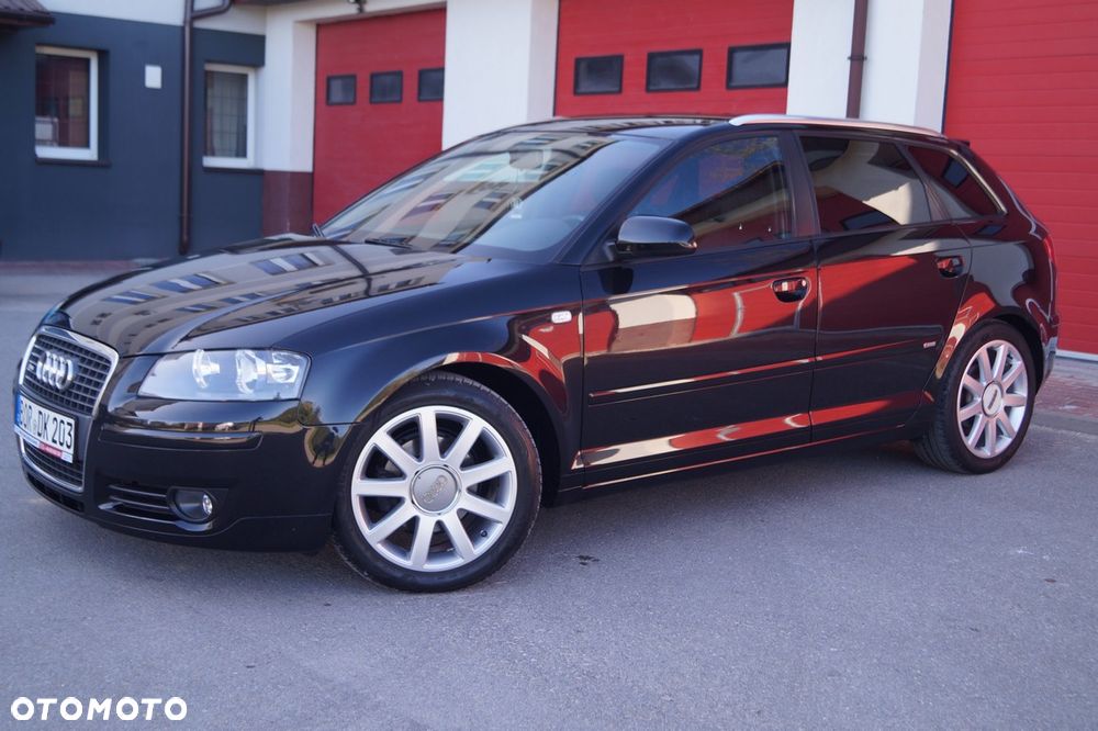 Audi A3 Sportback 1.6 FSI S line Sportpaket plus - 16