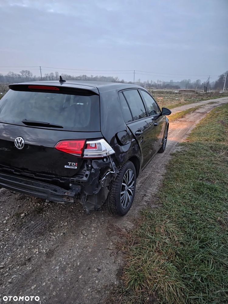 Volkswagen Golf 1.6 TDI BlueMotion Technology Trendline - 4