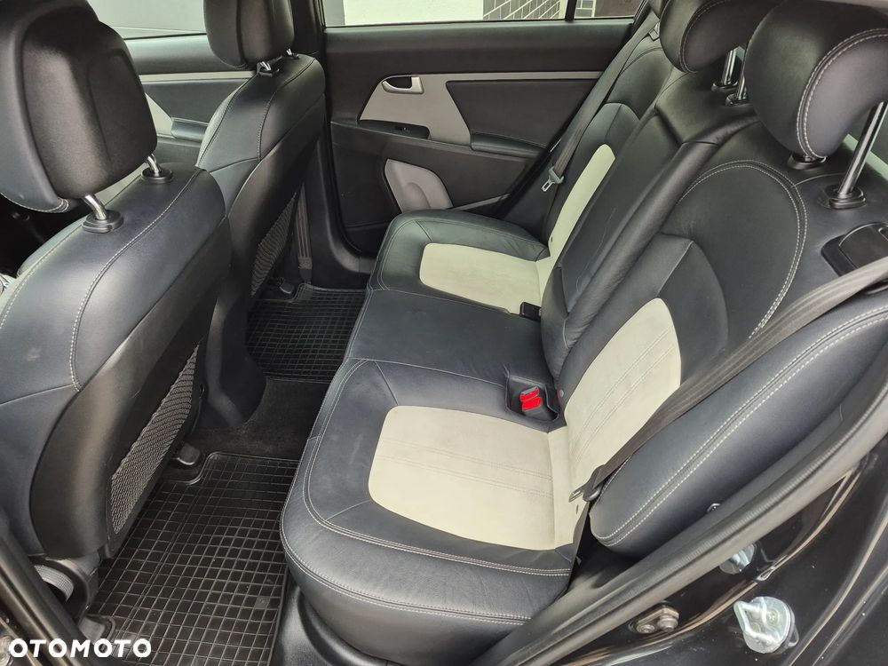 Kia Sportage 1.7 CRDI Business Line L 2WD - 6