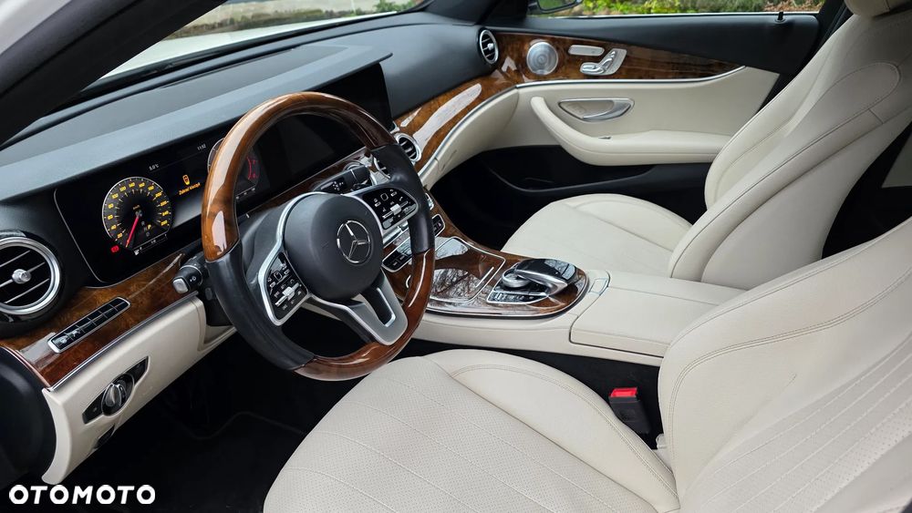 Mercedes-Benz Klasa E 450 4Matic 9G-TRONIC AMG Line - 8