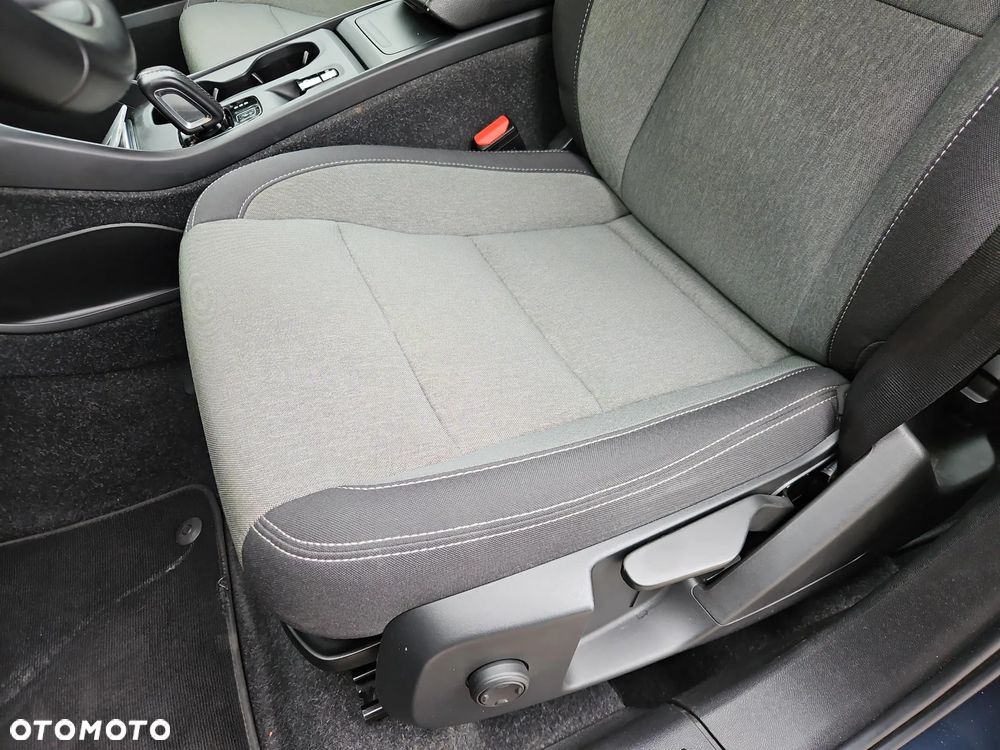 Volvo XC 40 B4 B Momentum Pro - 12