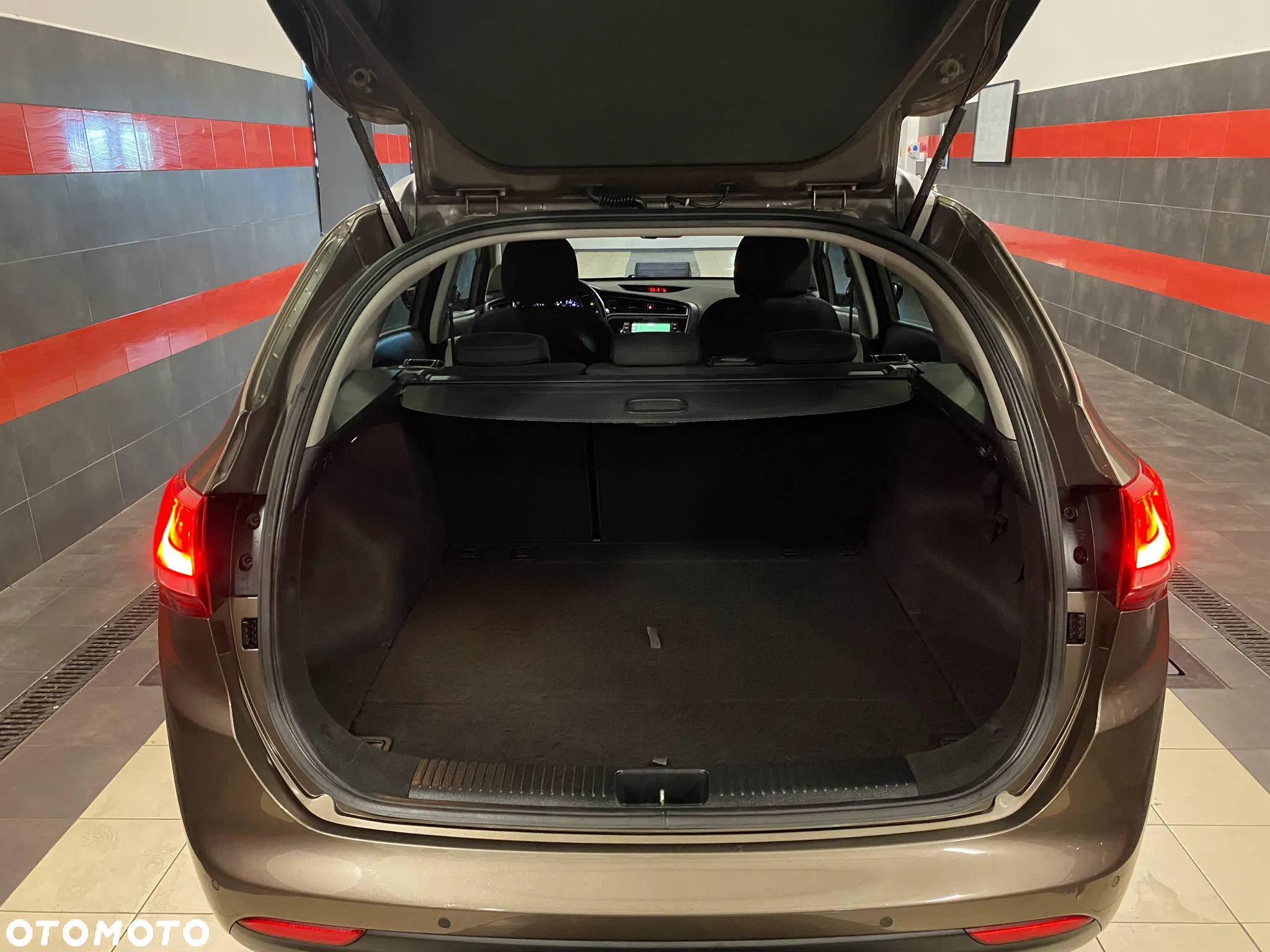 Kia Ceed 1.6 GDI Spirit - 22