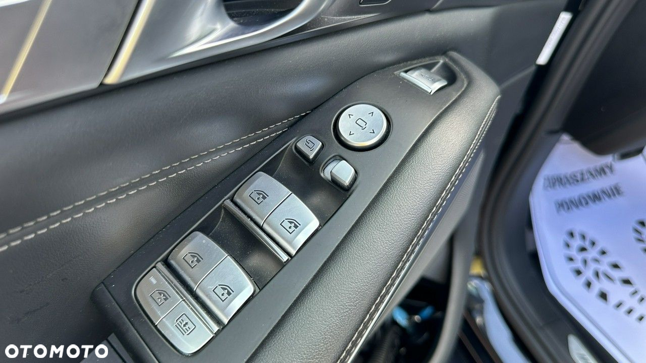 BMW X7 - 12