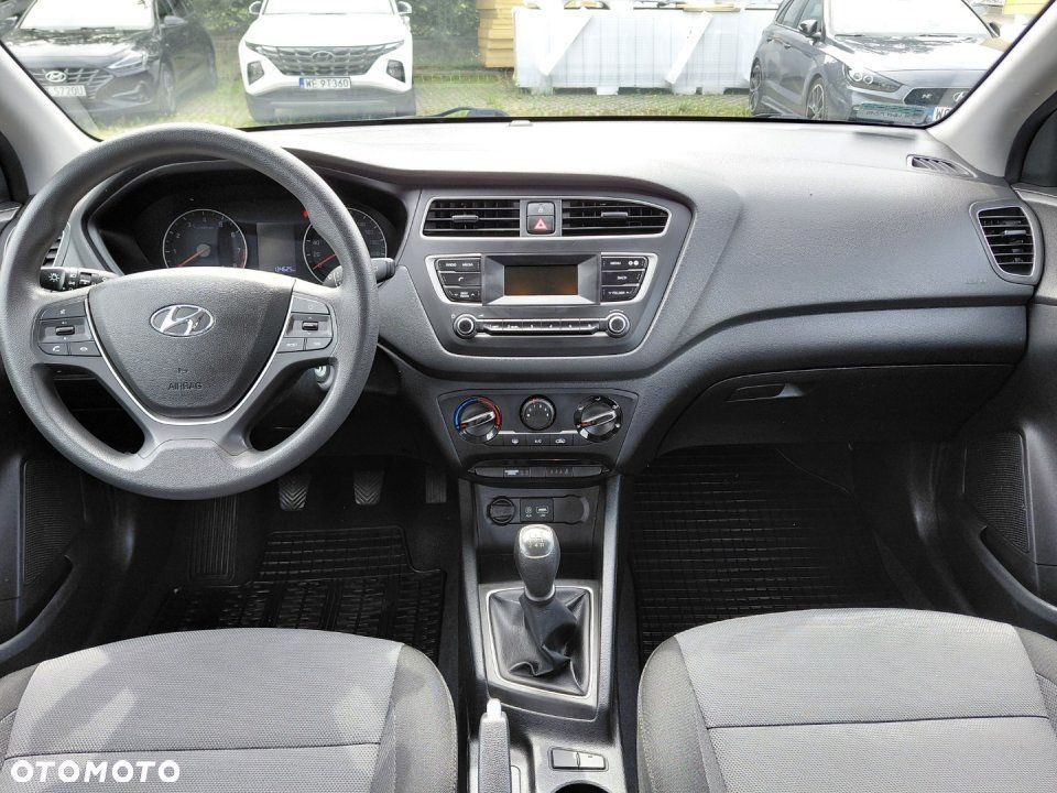 Hyundai i20 - 10