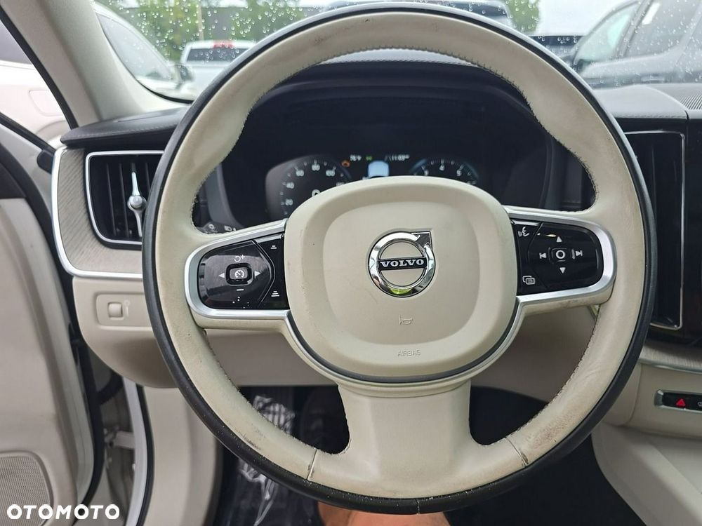 Volvo XC 60 T5 AWD Inscription - 8