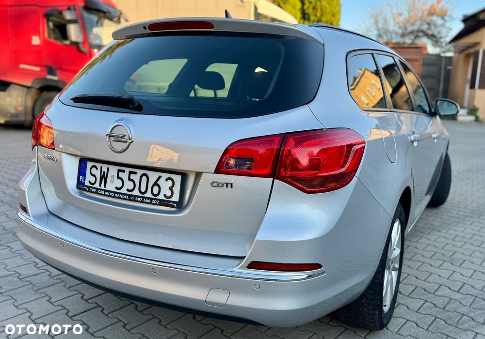 Opel Astra 1.7 CDTI DPF 150 Jahre - 9