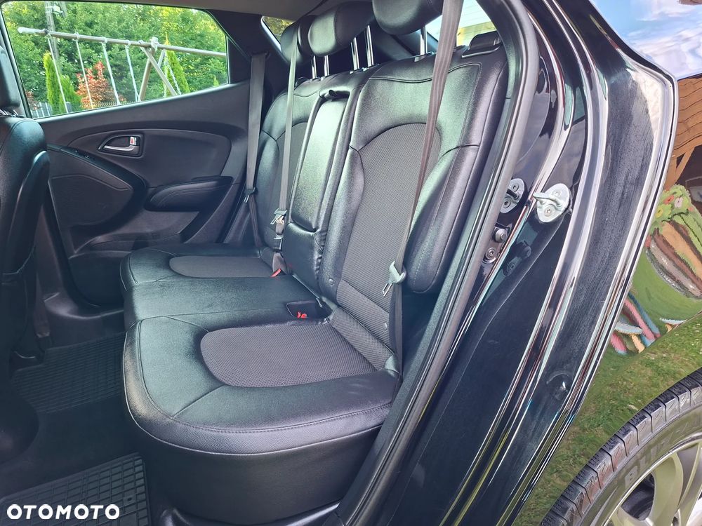 Hyundai ix35 1.7 CRDi 2WD Fifa World Cup Edition - 21