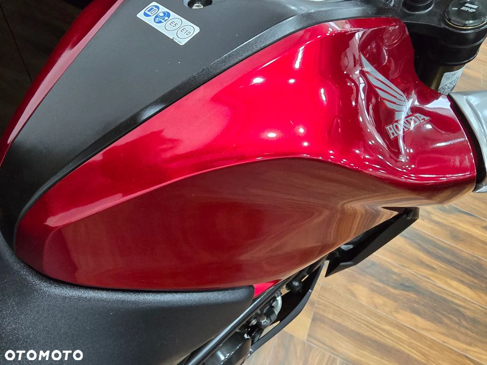 Honda CB - 17