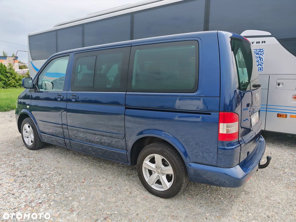 Volkswagen Multivan - 9