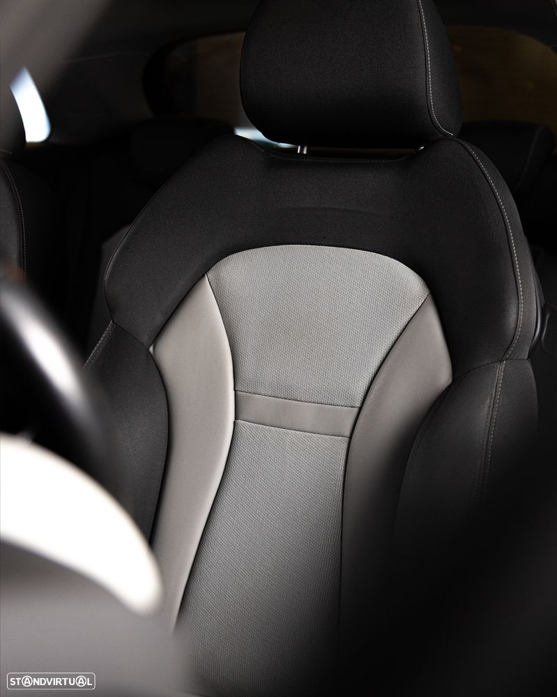 Audi A1 1.2 TFSI Special Edition - 20