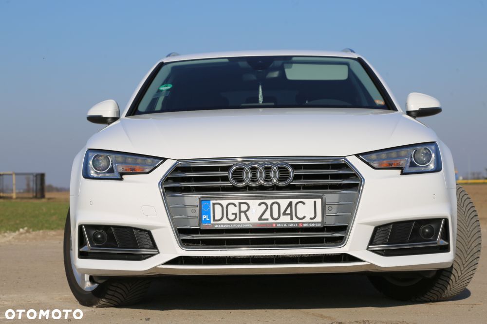 Audi A4 Avant 2.0 TDI S tronic - 10