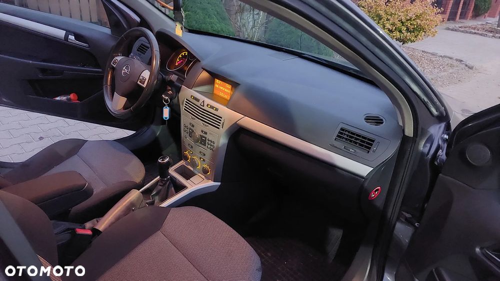 Opel Astra 1.6 Cosmo - 15