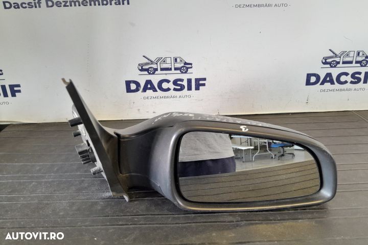 Oglinda dreapta manuala E1010806  CU 9 PINI E1010806  CU 9 PINI Opel - 1