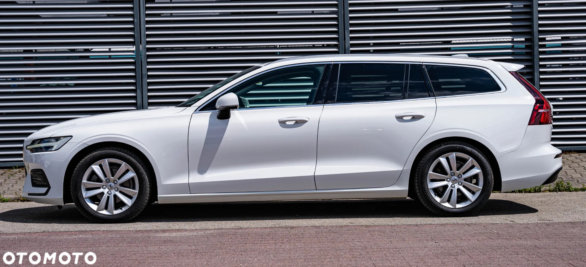 Volvo V60 D3 Geartronic Momentum - 7