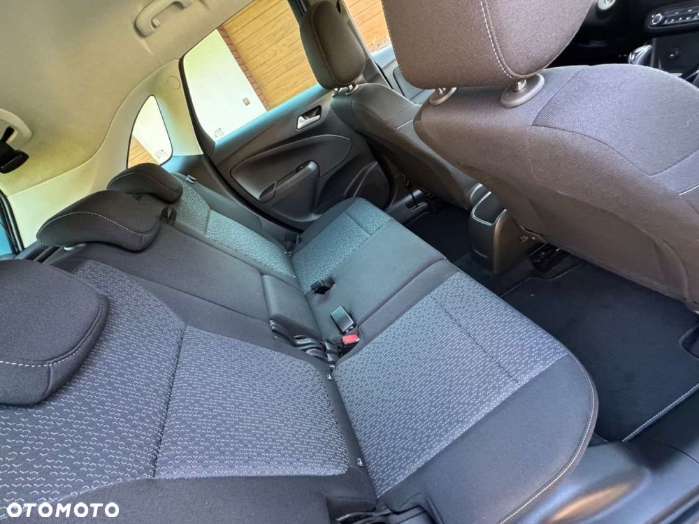 Opel Crossland X - 19