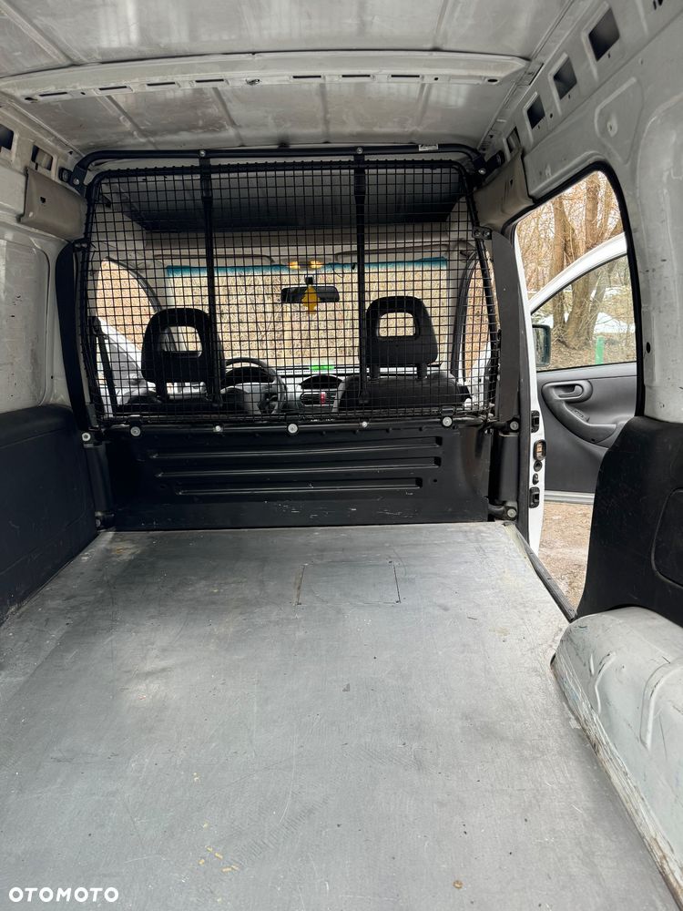 Opel Combo - 21