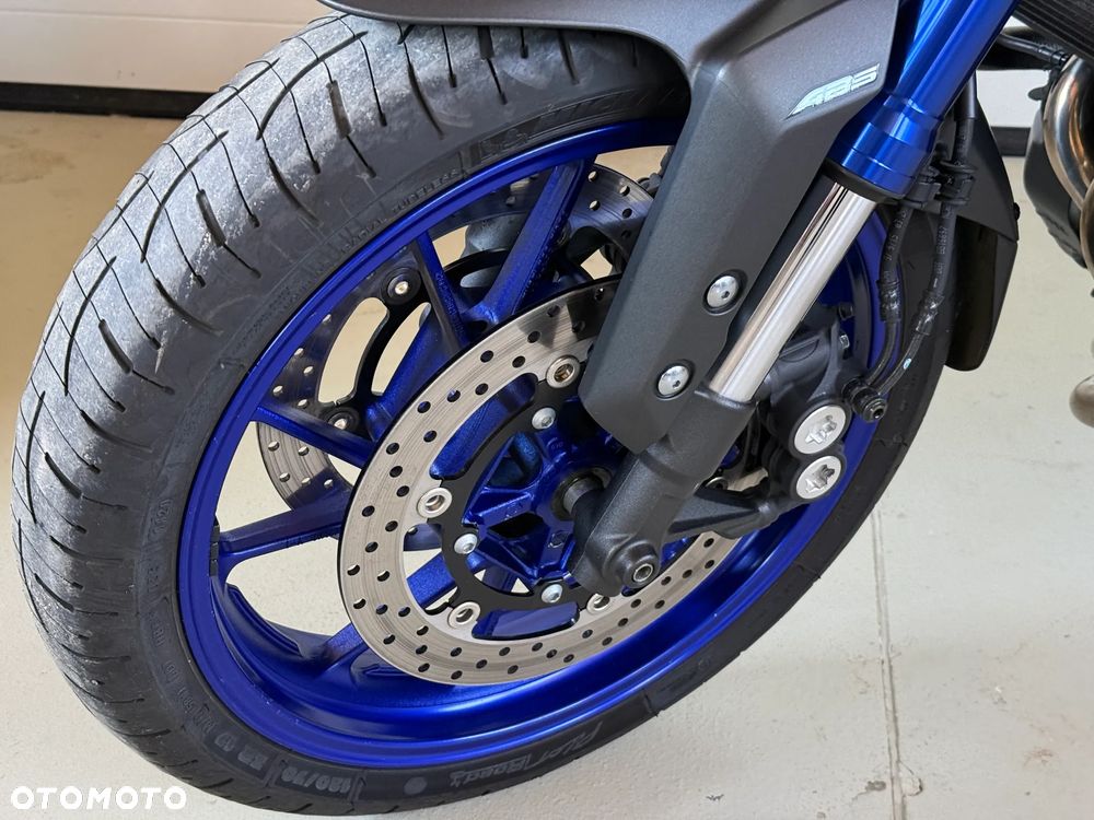 Yamaha MT - 8