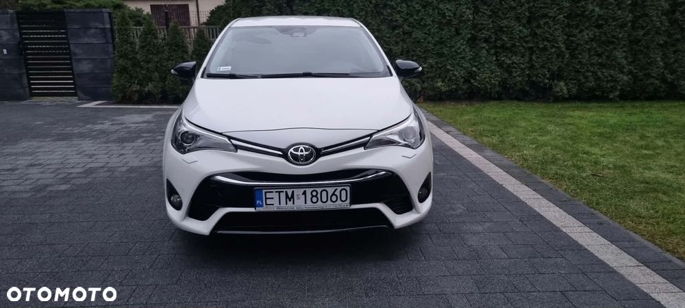 Toyota Avensis 2.0 Selection MS - 15