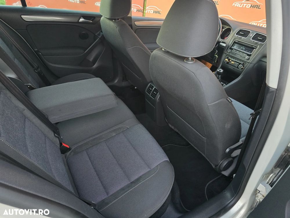 Volkswagen Golf 1.6 TDI DPF Style - 8