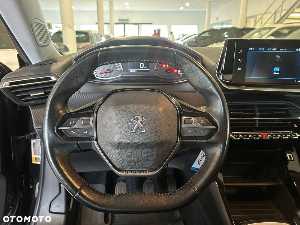 Peugeot 2008 - 15