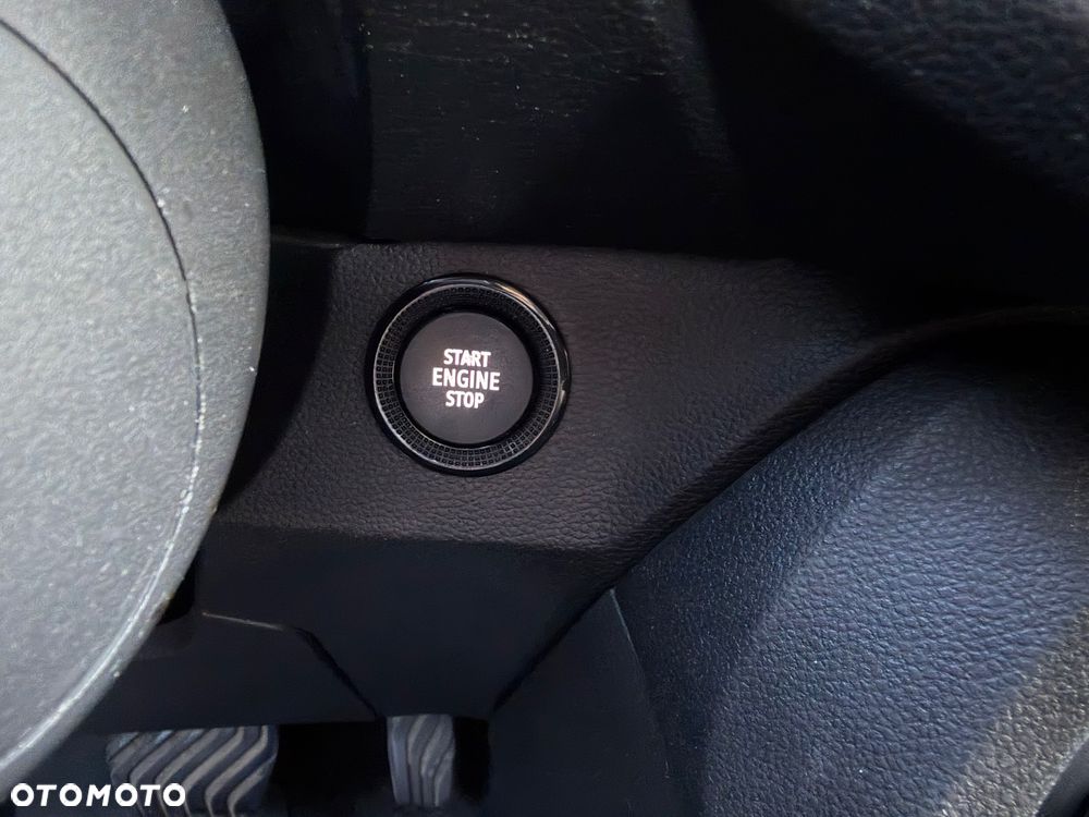 Dacia Sandero Stepway 1.0 TCe Comfort CVT - 24