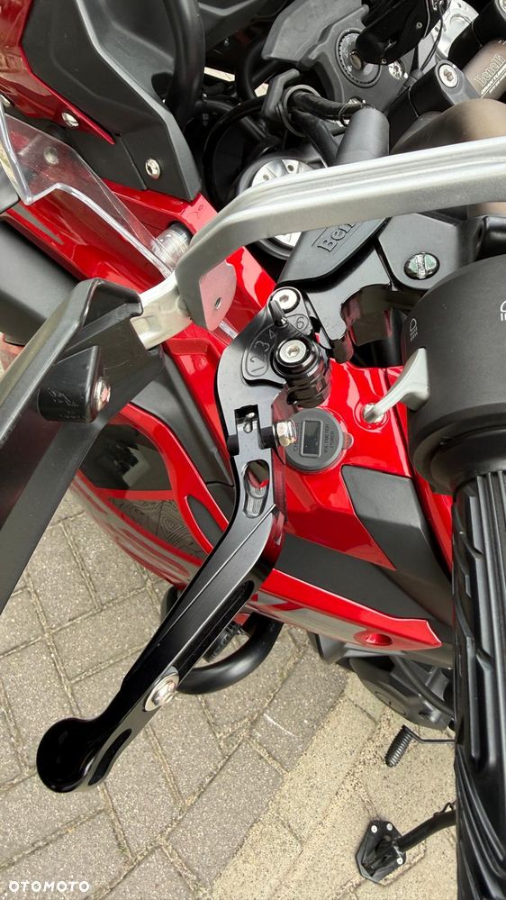 Benelli TRK 502X - 12