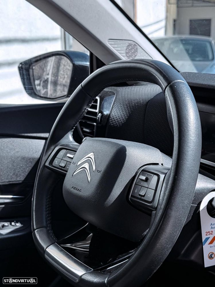 Citroën C4 X - 12