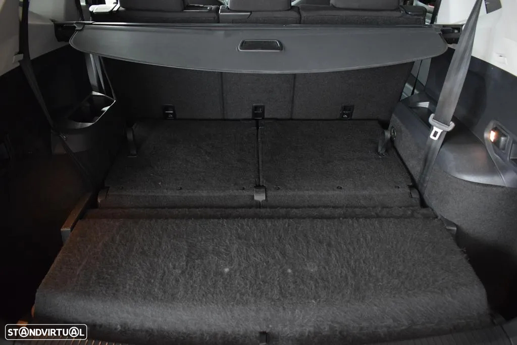 VW Tiguan Allspace 2.0 TDI Confortline DSG - 36