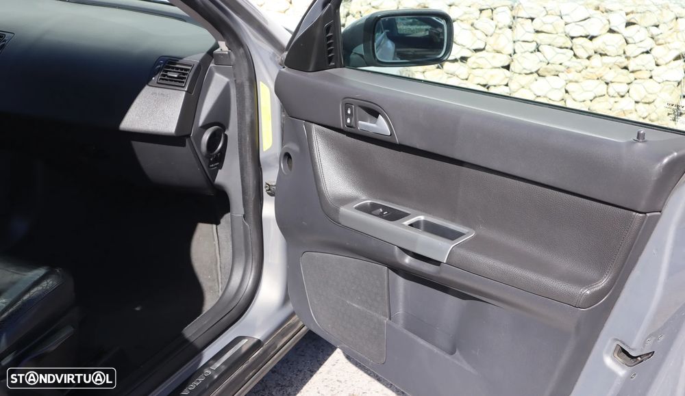 Volvo V50 1.6 D Nível 3 - 25