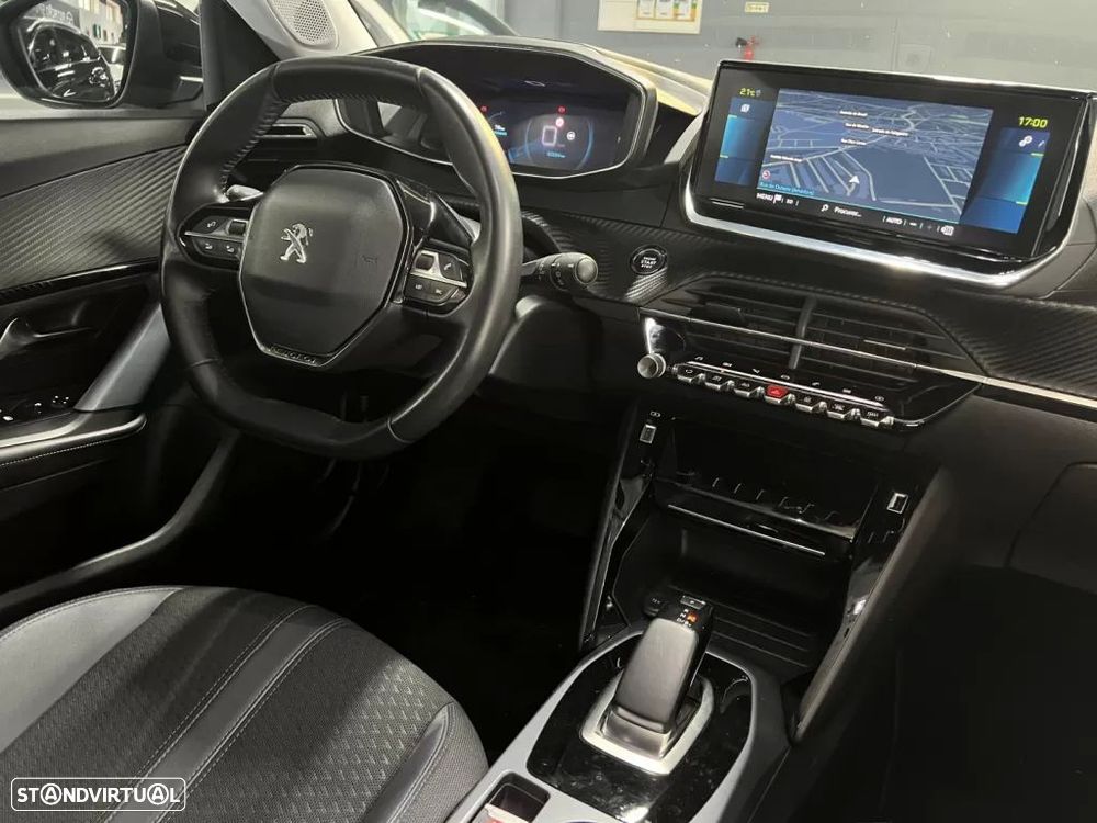 Peugeot e-2008 50 kWh Allure - 8
