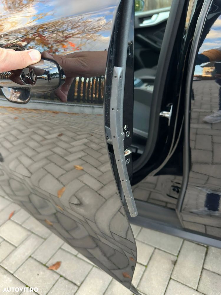 Ford Focus 1.5 EcoBlue Start-Stopp-System TITANIUM - 23