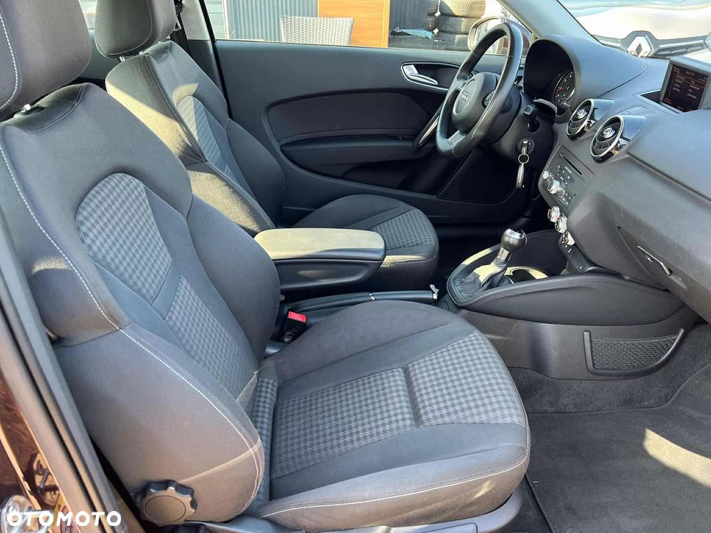 Audi A1 1.4 TFSI S tronic Attraction - 13