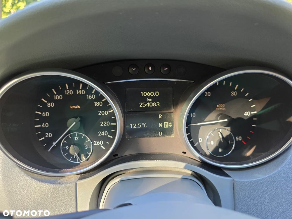 Mercedes-Benz ML 320 CDI 4-Matic - 33