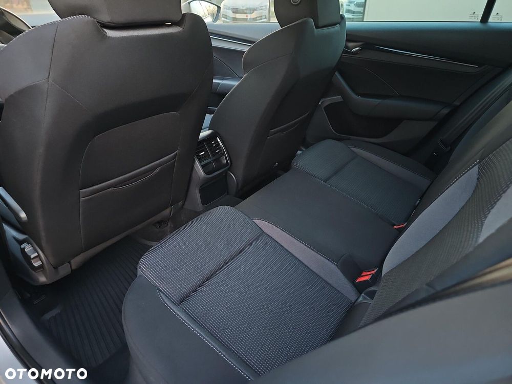 Skoda Octavia 2.0 TDI Ambition DSG - 16