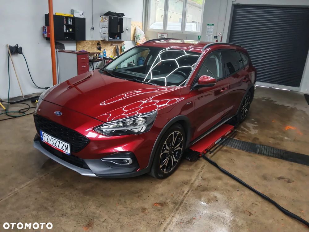 Ford Focus 1.5 EcoBoost Active - 22