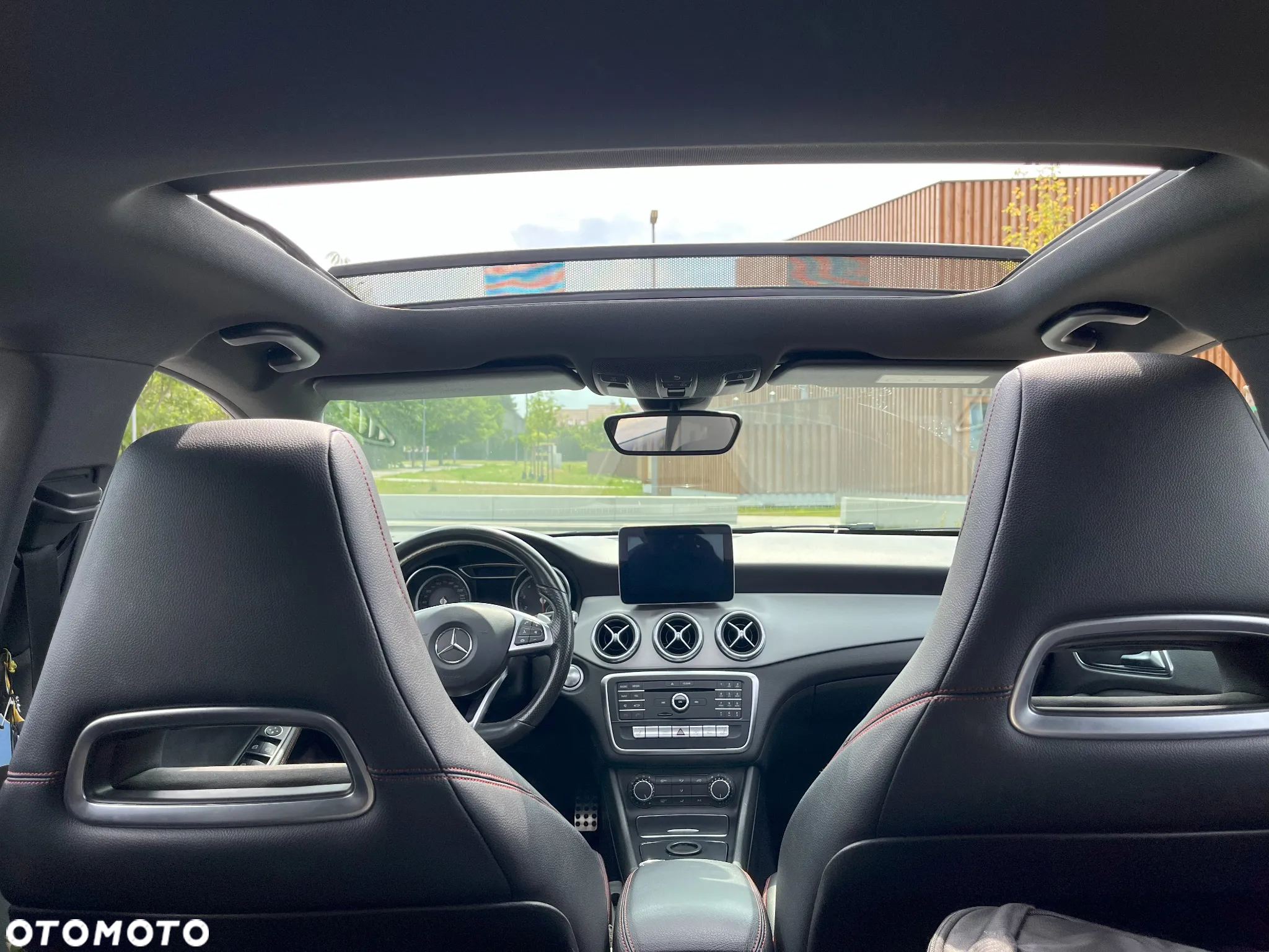 Mercedes-Benz CLA 220 4-Matic AMG Line - 6