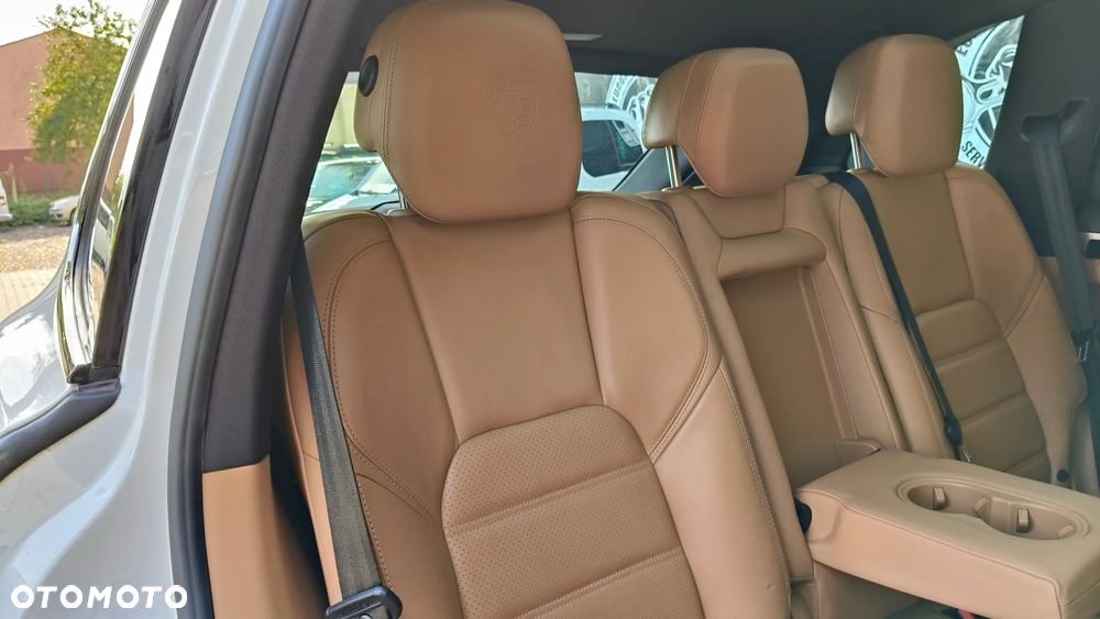 Porsche Cayenne Diesel Platinum Edition - 11