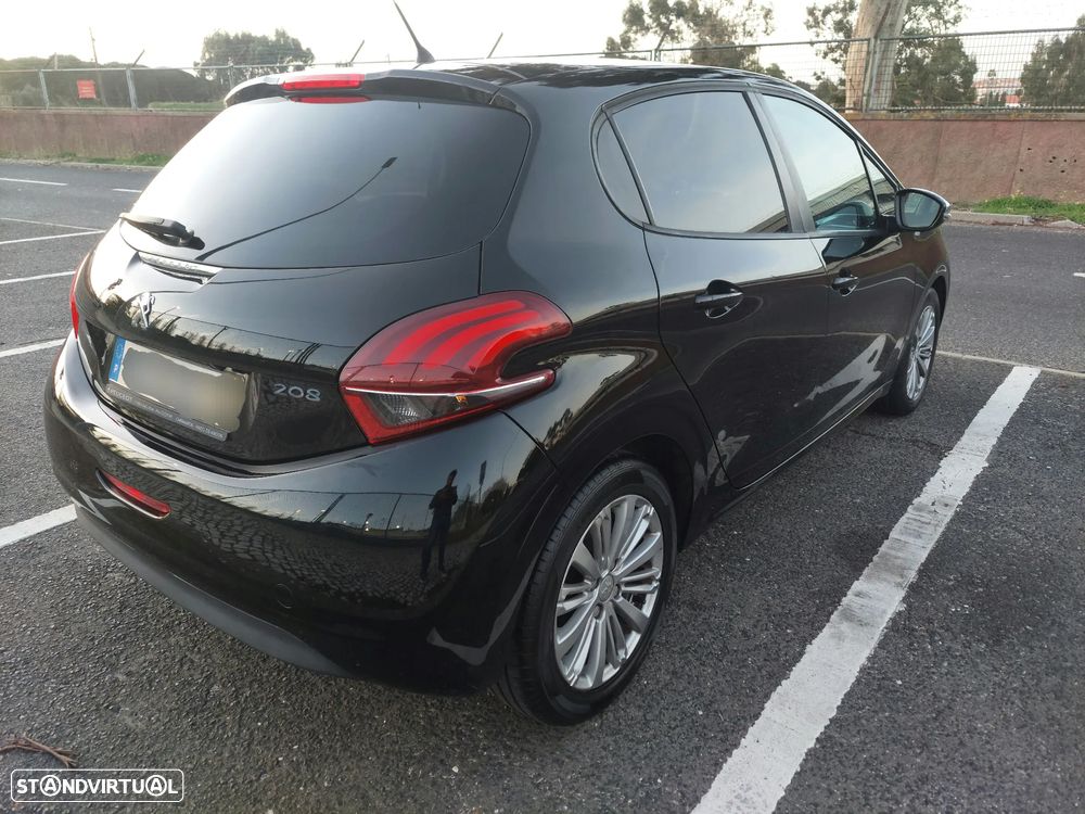 Peugeot 208 1.6 BlueHDi Style - 7