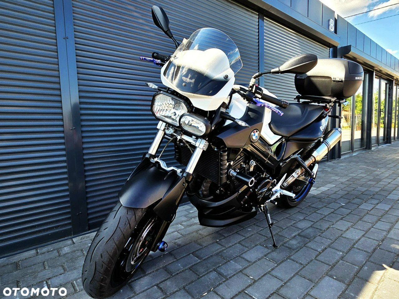 BMW F - 2