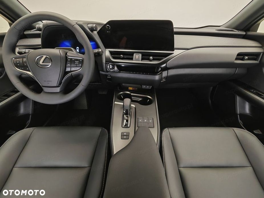 Lexus UX - 7