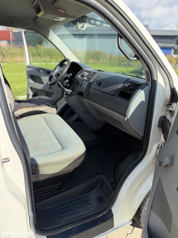 Volkswagen Transporter T5 - 10