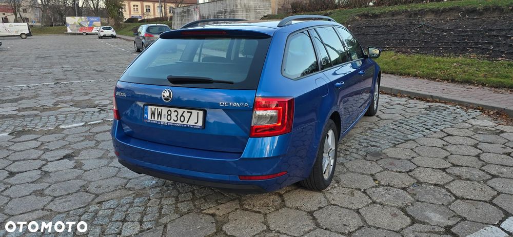 Skoda Octavia 1.6 TDI Ambition - 10