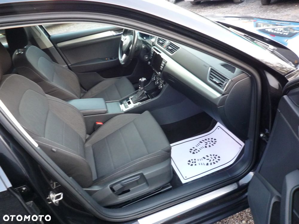 Skoda Superb Combi 2.0 TDI DSG Style - 32