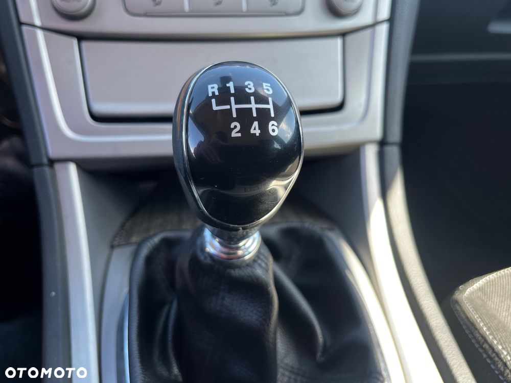 Ford Mondeo 2.0 TDCi Ambiente - 20